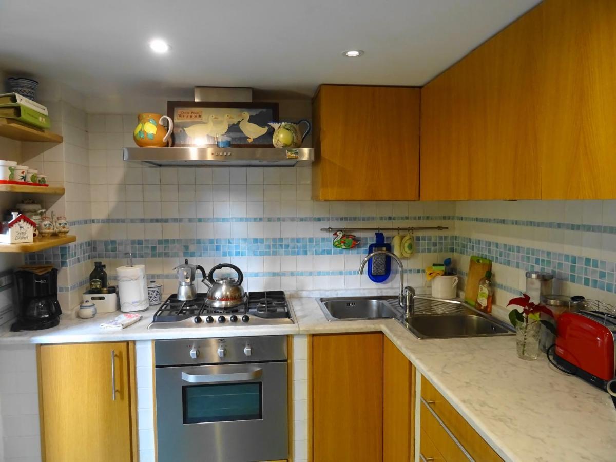 Mezzocannone Holiday House 那不勒斯 外观 照片
